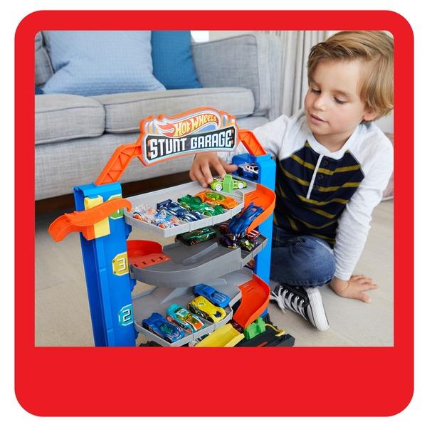 Hot Wheels: Kaszkadőr garázs szett